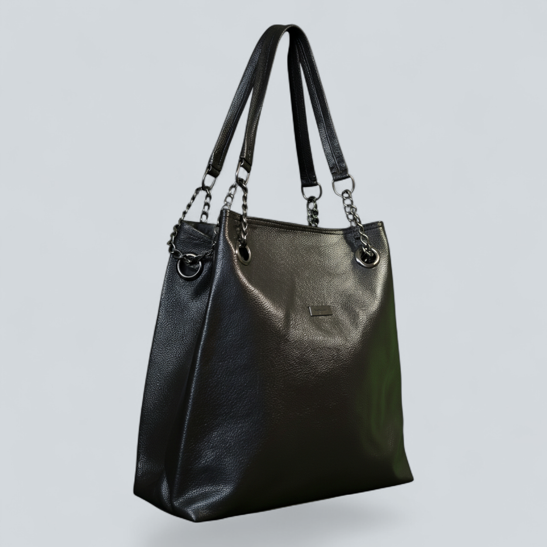 ‘Vantara’ Chain-Link Shoulder Tote