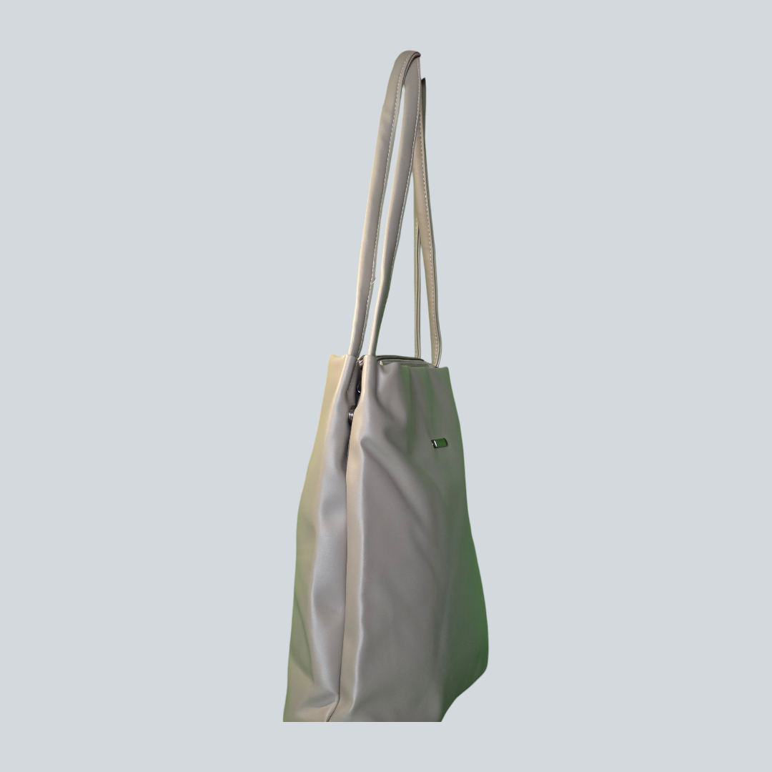 ‘Elara Flow’ Classic Shoulder Bag
