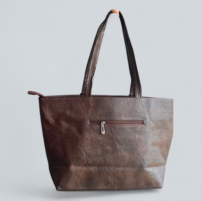 ‘Zorelle’ Textured Accent Chain Tote