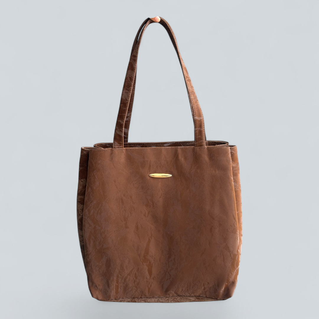 ‘Cravelle’ Textured Minimal Carry Tote
